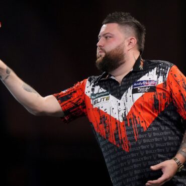 Former world darts champion reveals arthritis diagnosis