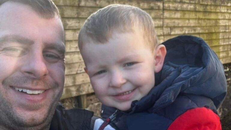 Police ‘increasingly concerned’ amid search for missing father and three-year-old son